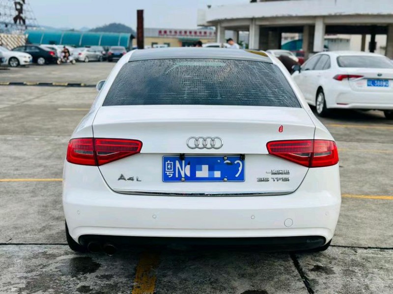东莞13年奥迪A4L9