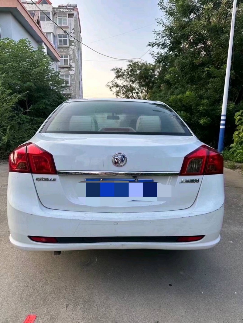 枣庄14年别克凯越9