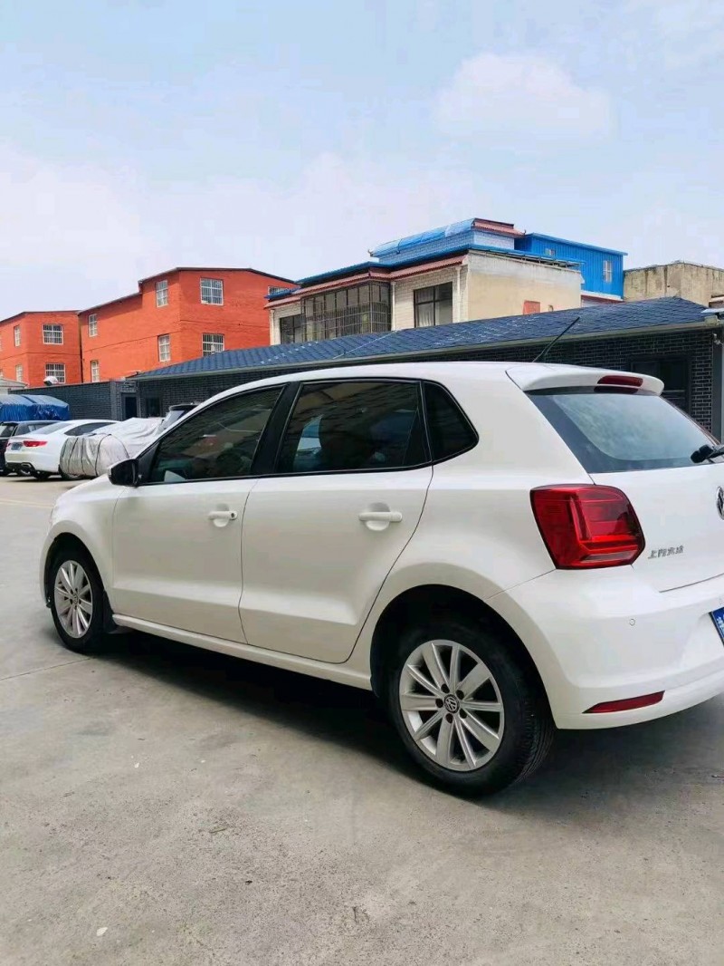 济南15年大众polo3