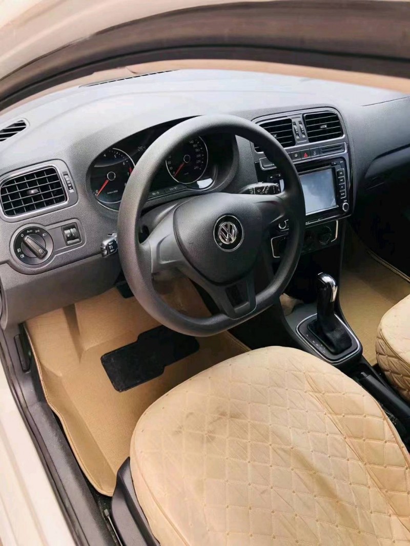 济南15年大众polo7