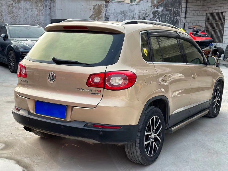 济宁11年大众途观3