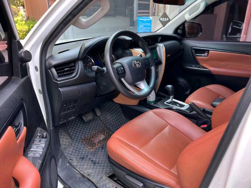 衡阳17年丰田穿越者9