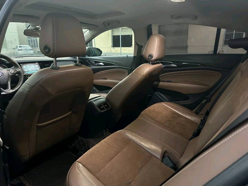 徐州19年别克君威5