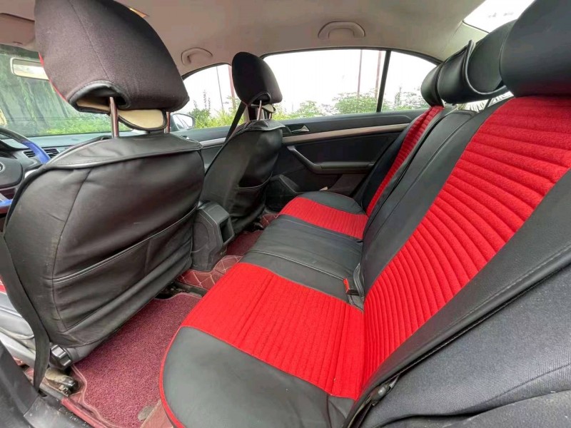 济南18年大众朗逸5