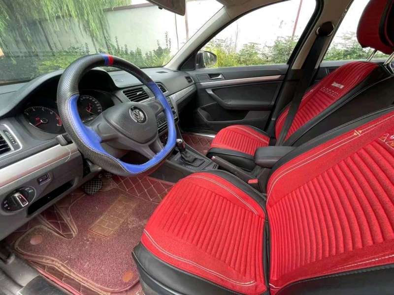 济南18年大众朗逸7