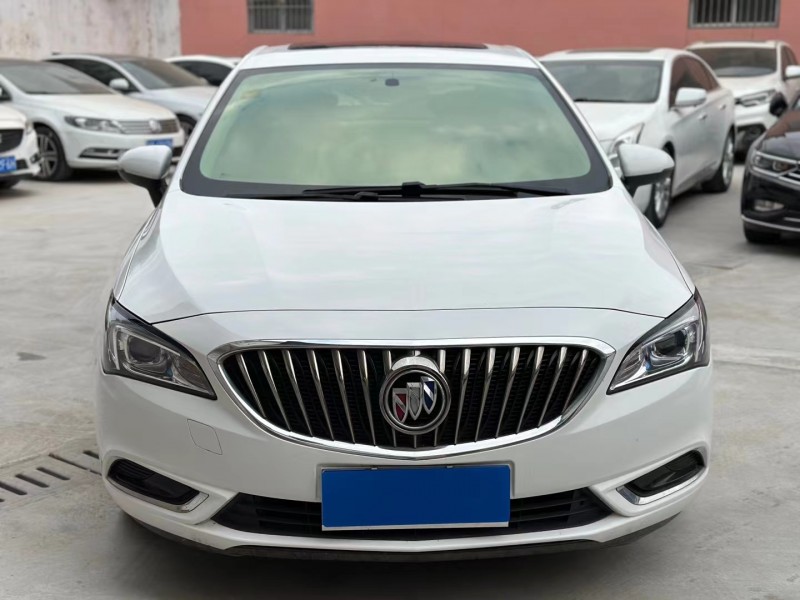 济宁17年别克威朗1