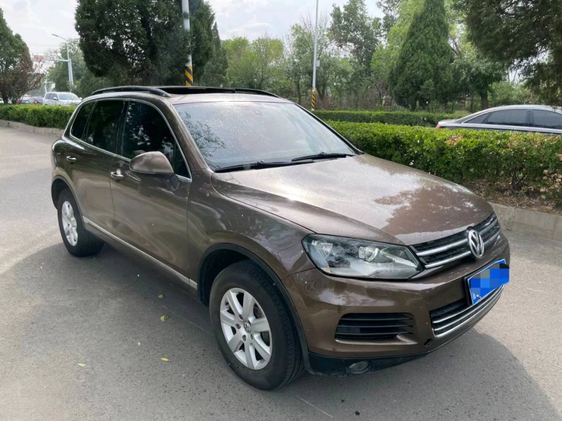 济南14年大众途锐2