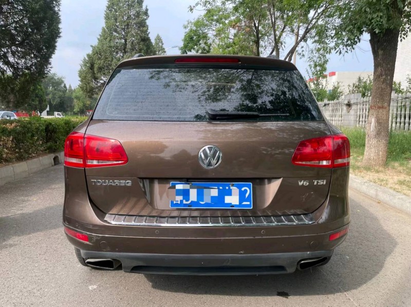 济南14年大众途锐9