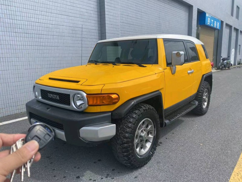 广州17年丰田FJ2