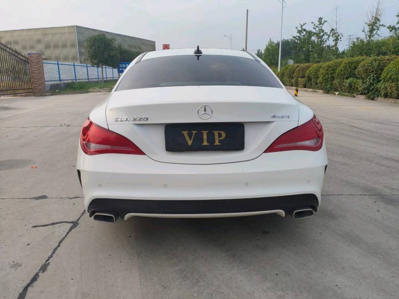 广州16年奔驰CLA9