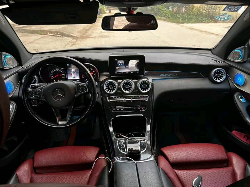 东营19年奔驰GLC6