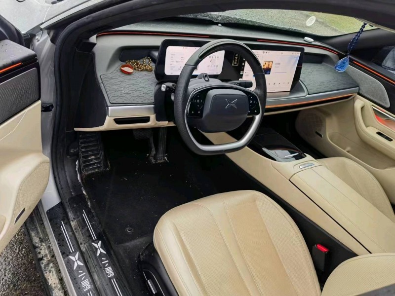 鄂州22年小鵬汽車p74