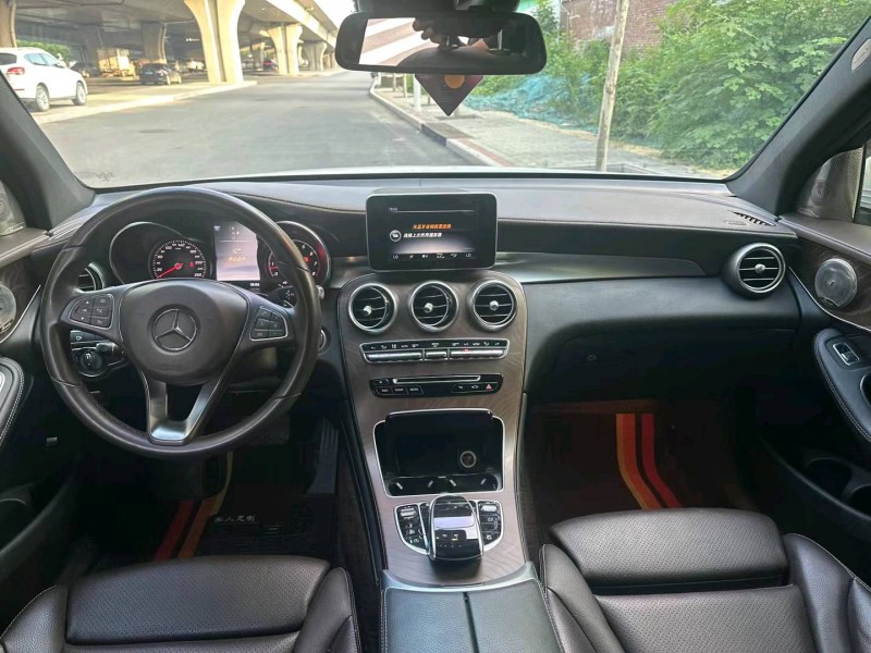 邯郸17年奔驰GLC7