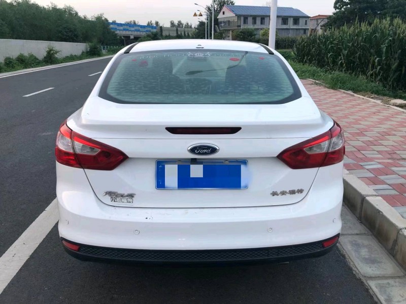 邯郸14年福特福克斯6