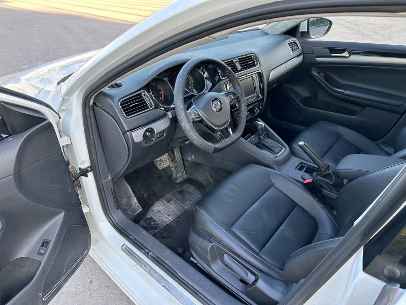 沈阳17年大众速腾8