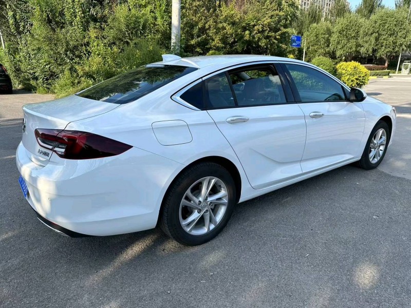 沈阳22年别克君威7