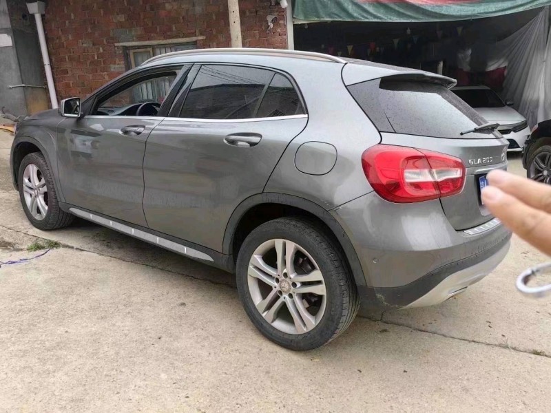 衡阳16年奔驰GLA4