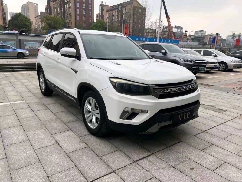 遵義17年長安汽車CS756