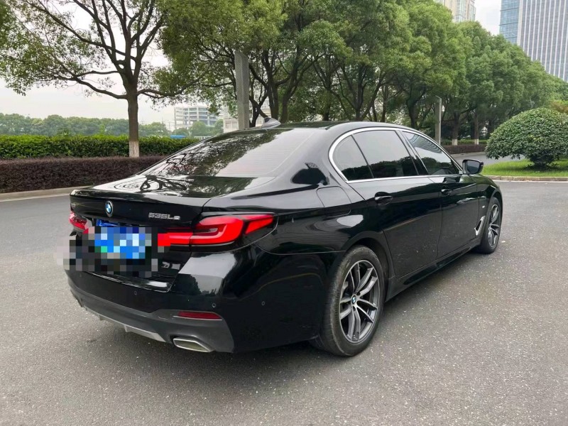 苏州21年宝马5系8