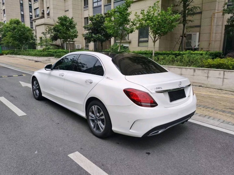 苏州21年奔驰C8