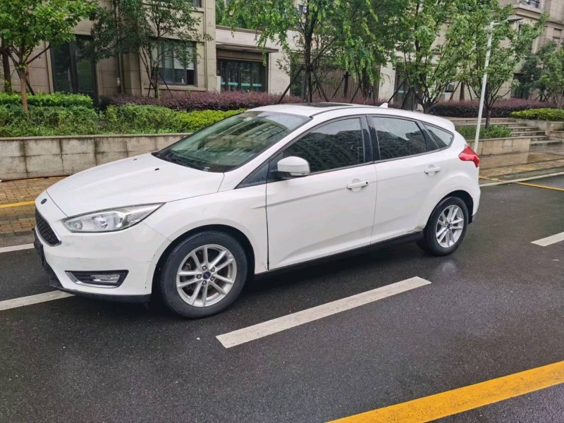 苏州17年福特福克斯3