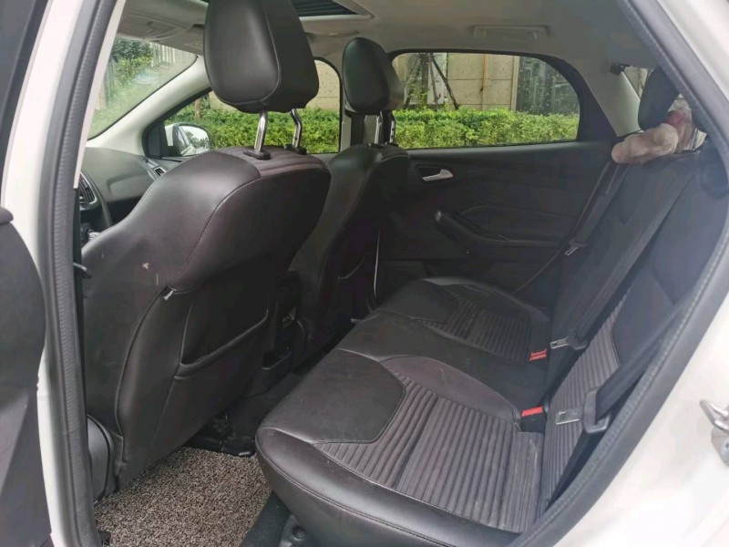 苏州17年福特福克斯5