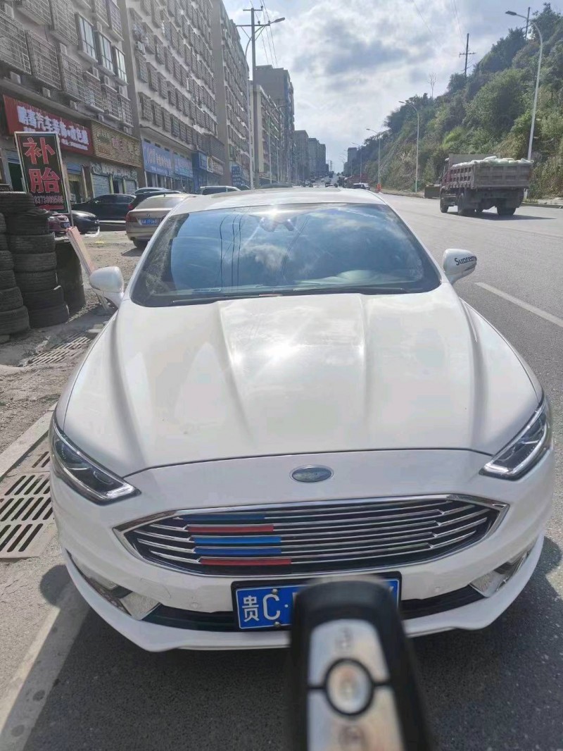 枣庄17年福特蒙迪欧1