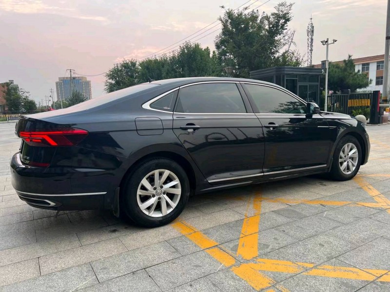 济宁19年大众帕萨特8