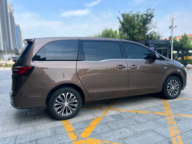 济宁21年别克GL88