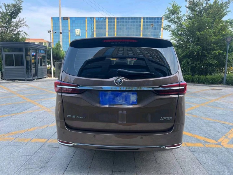 济宁21年别克GL89