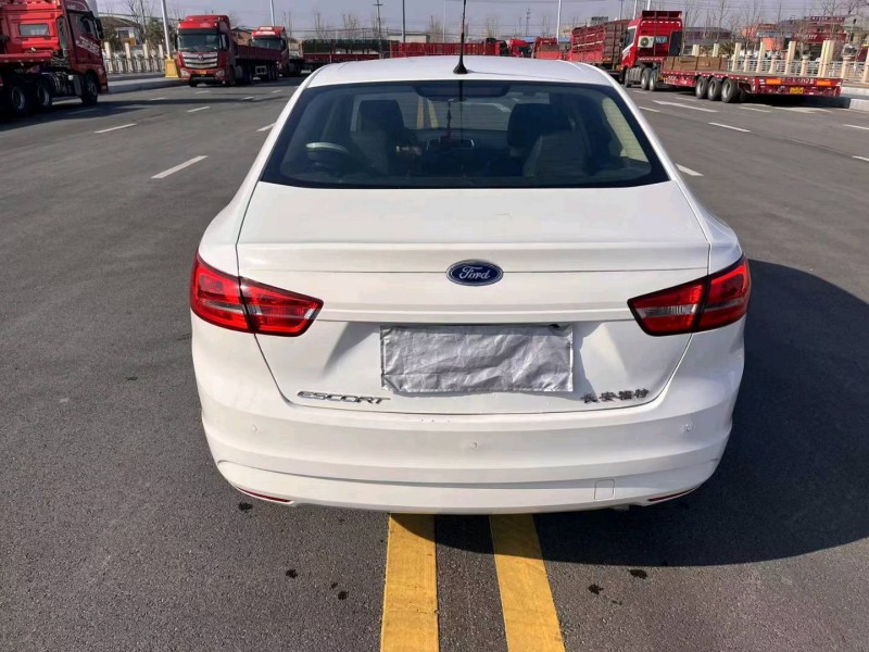 徐州17年福特福睿斯9