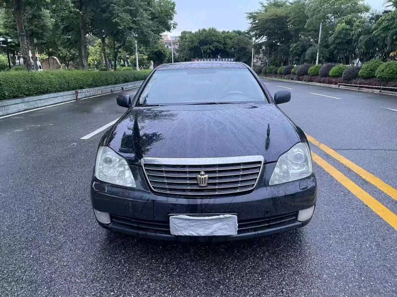 珠海07年丰田皇冠1