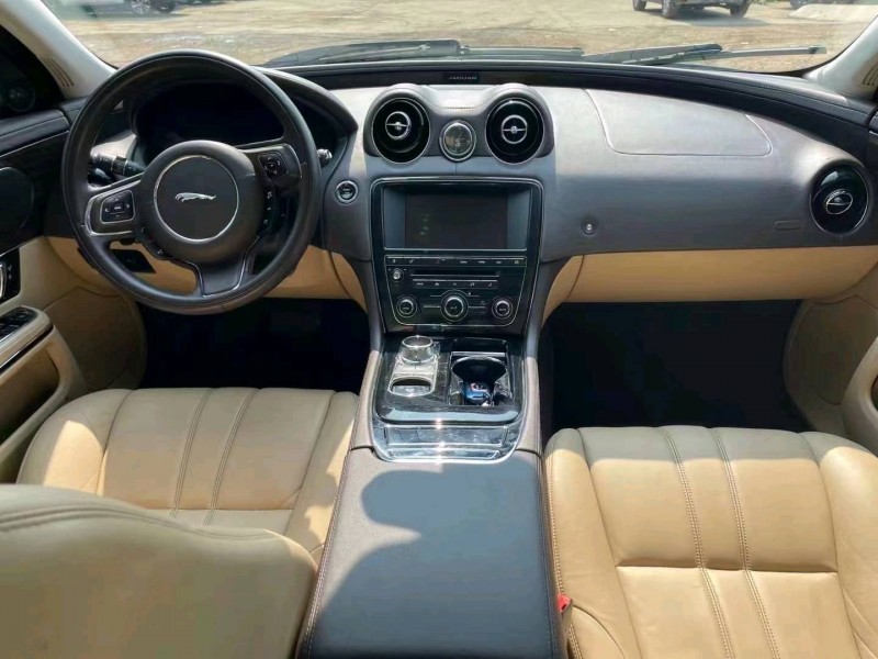 青岛14年捷豹XJ6