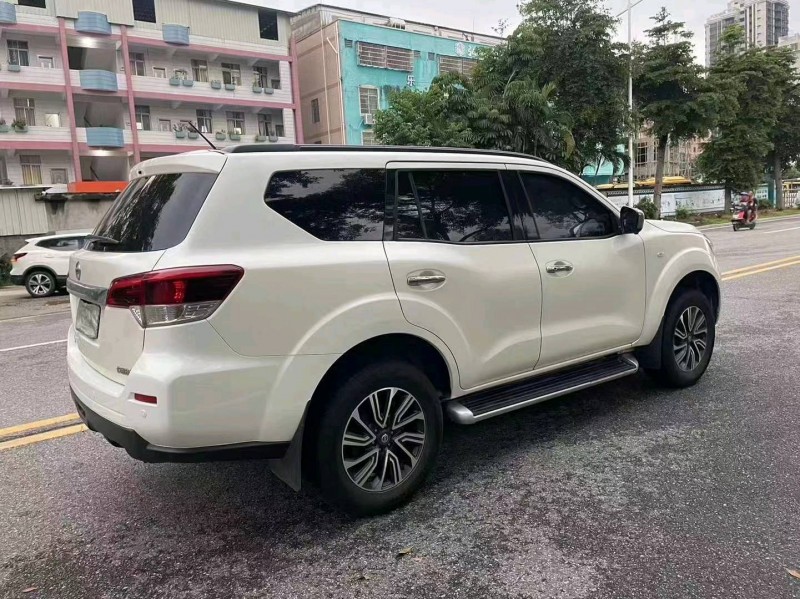 珠海19年日产途乐9