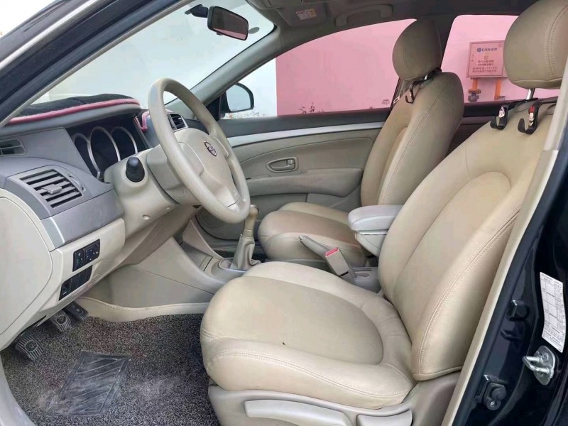 廊坊17年日产轩逸4