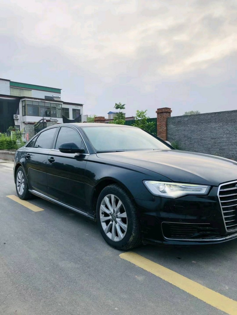鄭州17年奧迪A6L2
