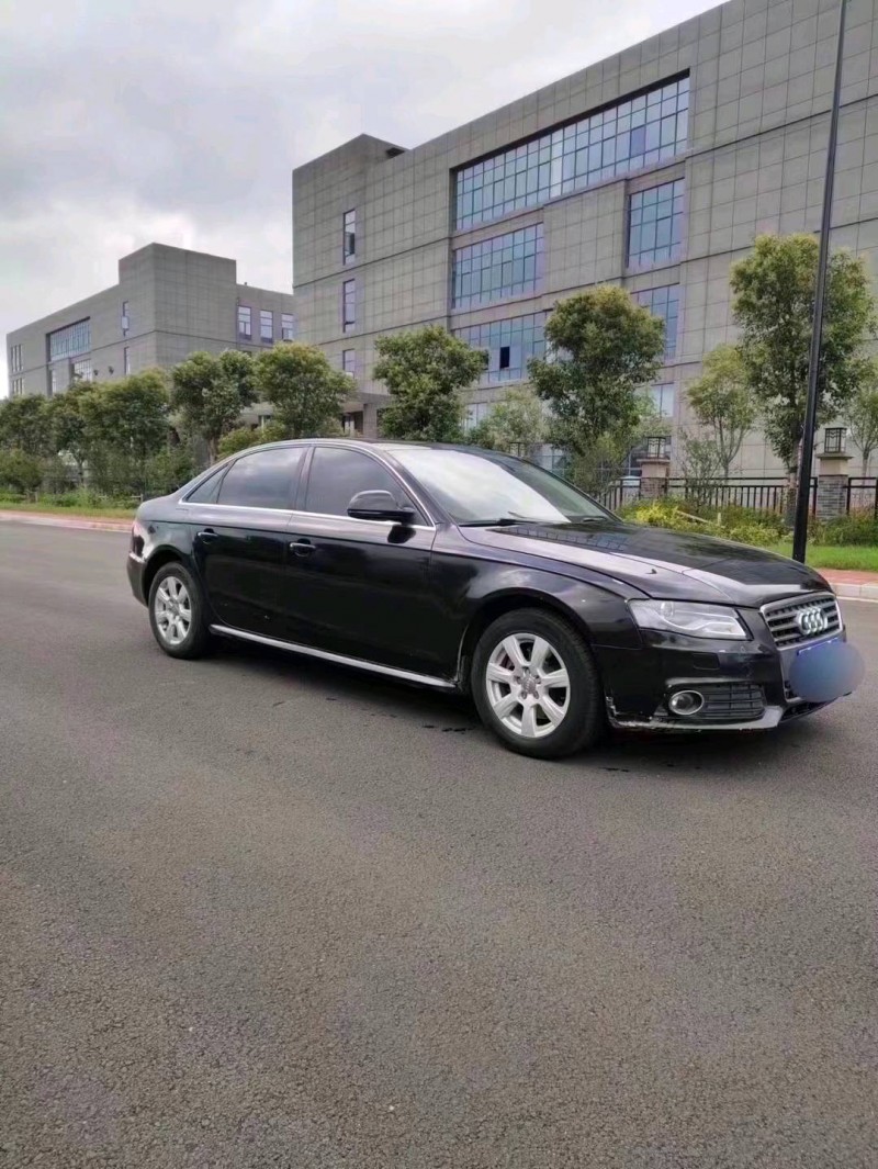 徐州11年奥迪A4L4