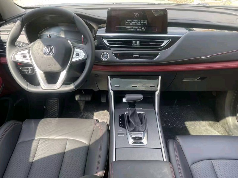 宜昌23年长安汽车CS756