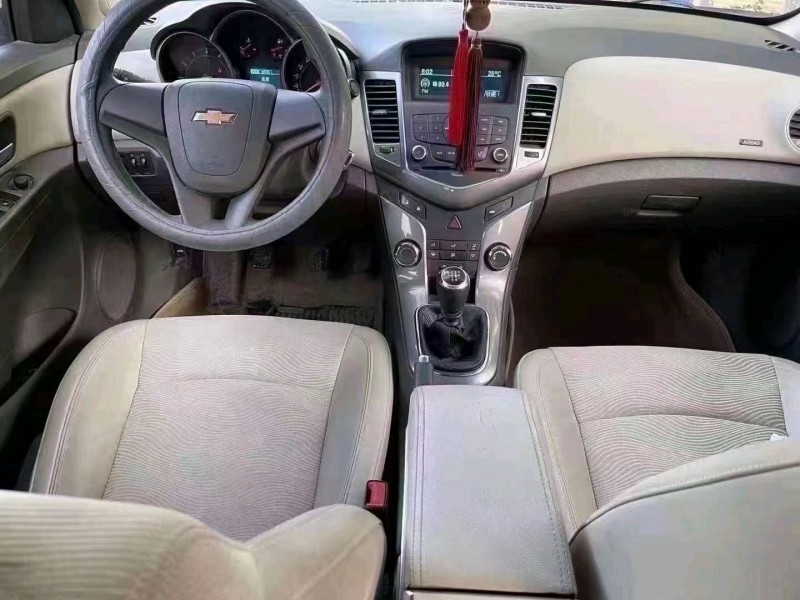 廊坊14年雪佛兰科鲁兹4