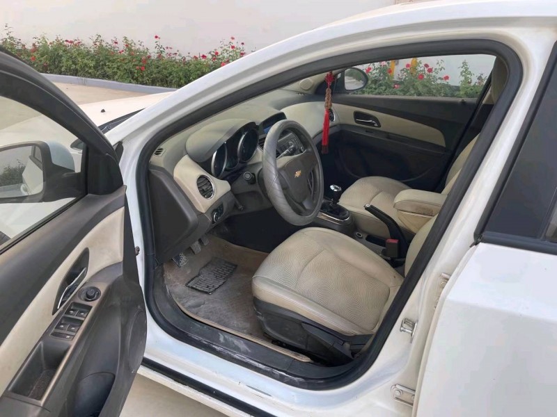 廊坊14年雪佛兰科鲁兹5