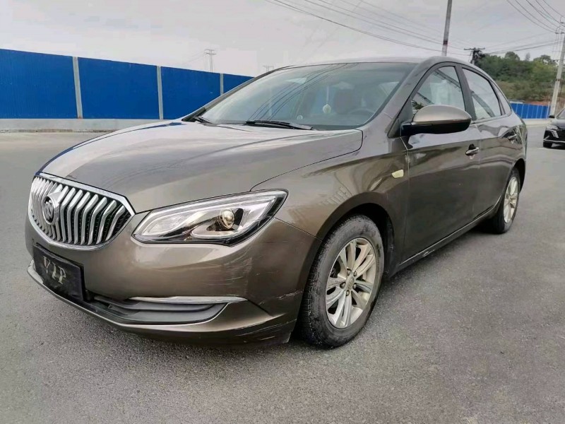 枣庄17年别克英朗2