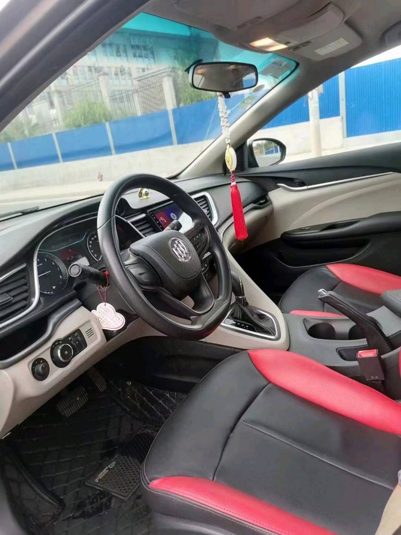 枣庄17年别克英朗9