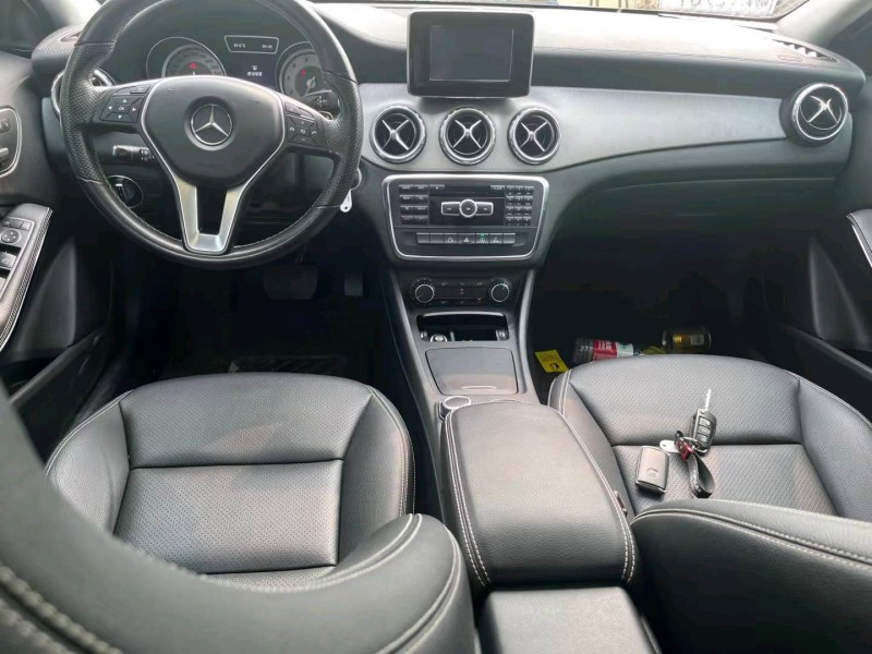 枣庄15年奔驰GLA5