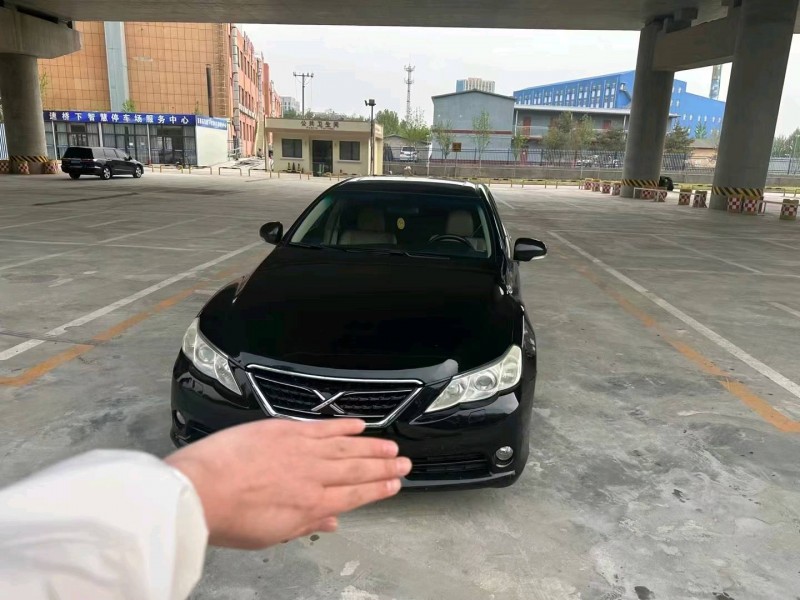 保定13年丰田锐志1