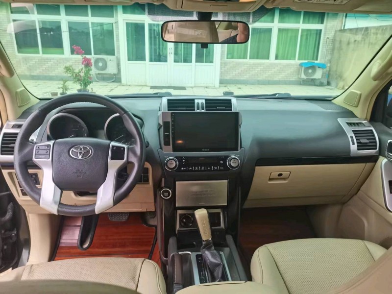 保定15年丰田普拉多5