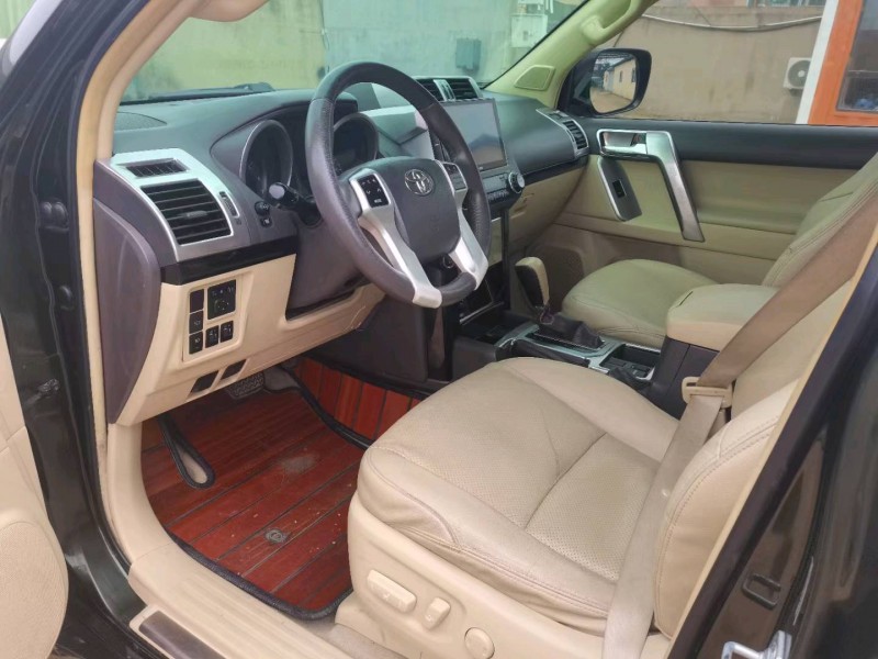 保定15年丰田普拉多6