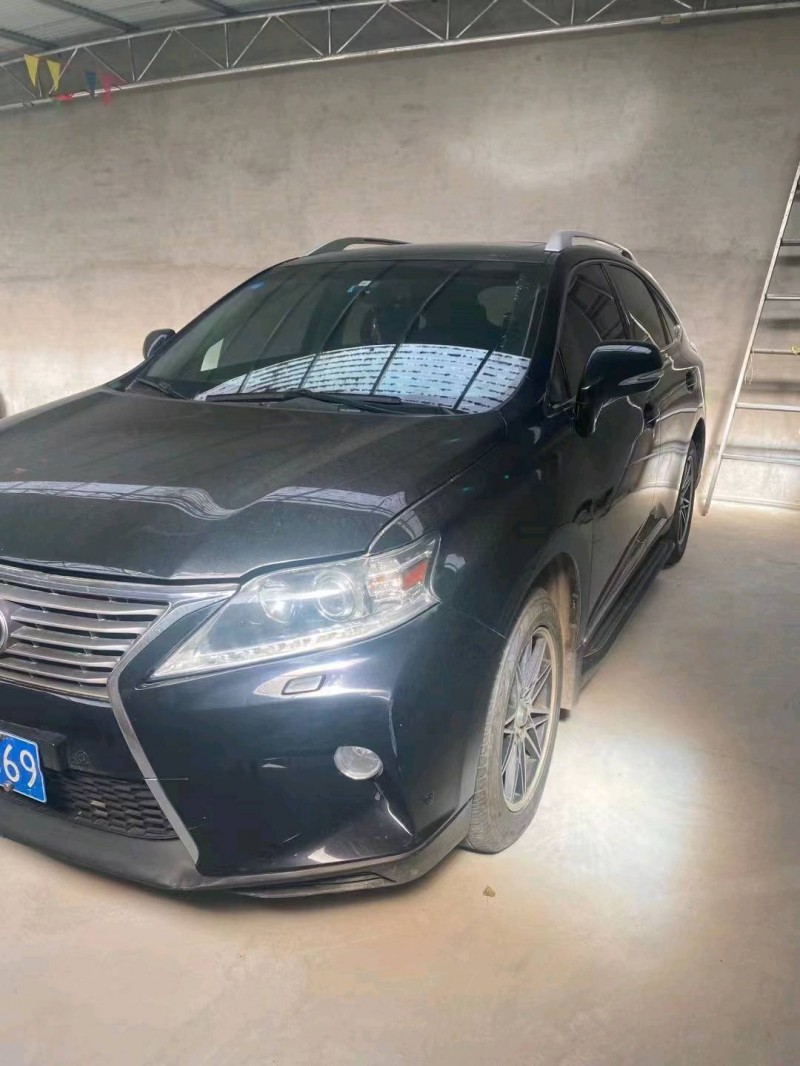 保定13年雷克萨斯RX2