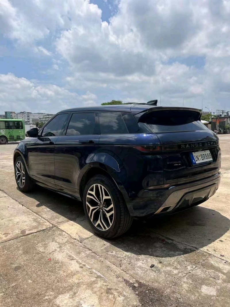 枣庄21年路虎极光8