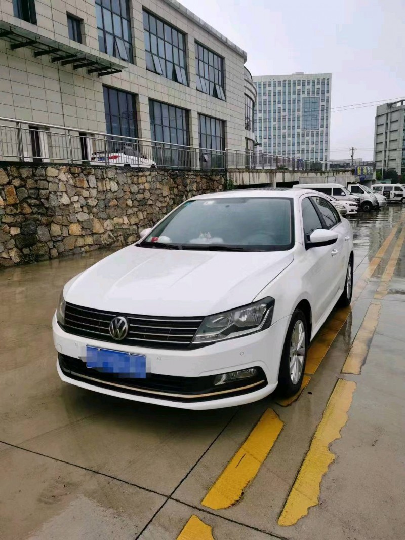 淄博18年大众朗逸3