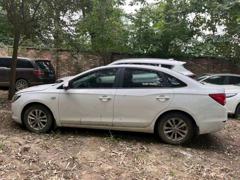 枣庄15年别克英朗4